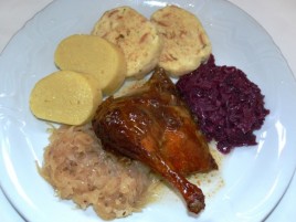 Roast duck, 2 kinds of cabbage, two kinds of dumplings